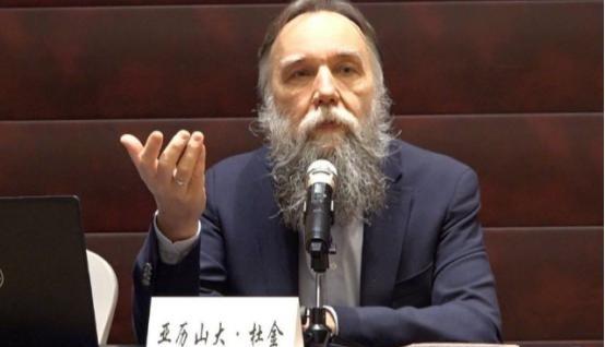 被称为“普京大脑”的杜金警告中国，有一说一，话很难听，但却是大实话：中国若决定武