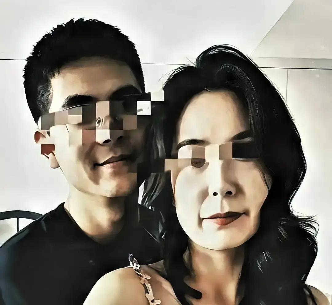 上海长宁这件事，我刷完心里堵得慌。23岁的小伙子，刚退伍，正是朝气蓬勃