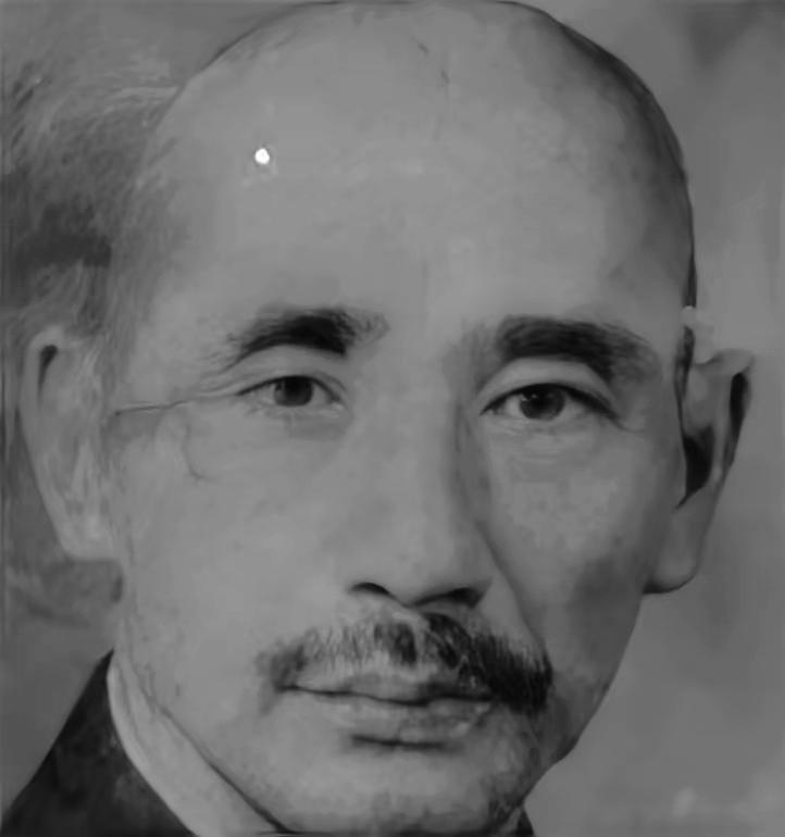 1951年，盘踞哀牢山六代，恶霸李润之吃枪子了，万贯家财全被抄没。但邪门的是，他