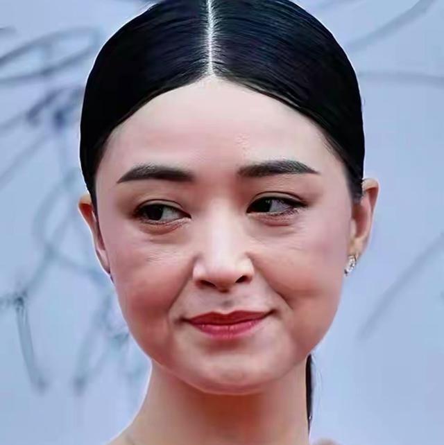 天哪！真不敢相信，竟然老成这样了！这事儿还真让人琢磨不透，你说为啥有些明星一上
