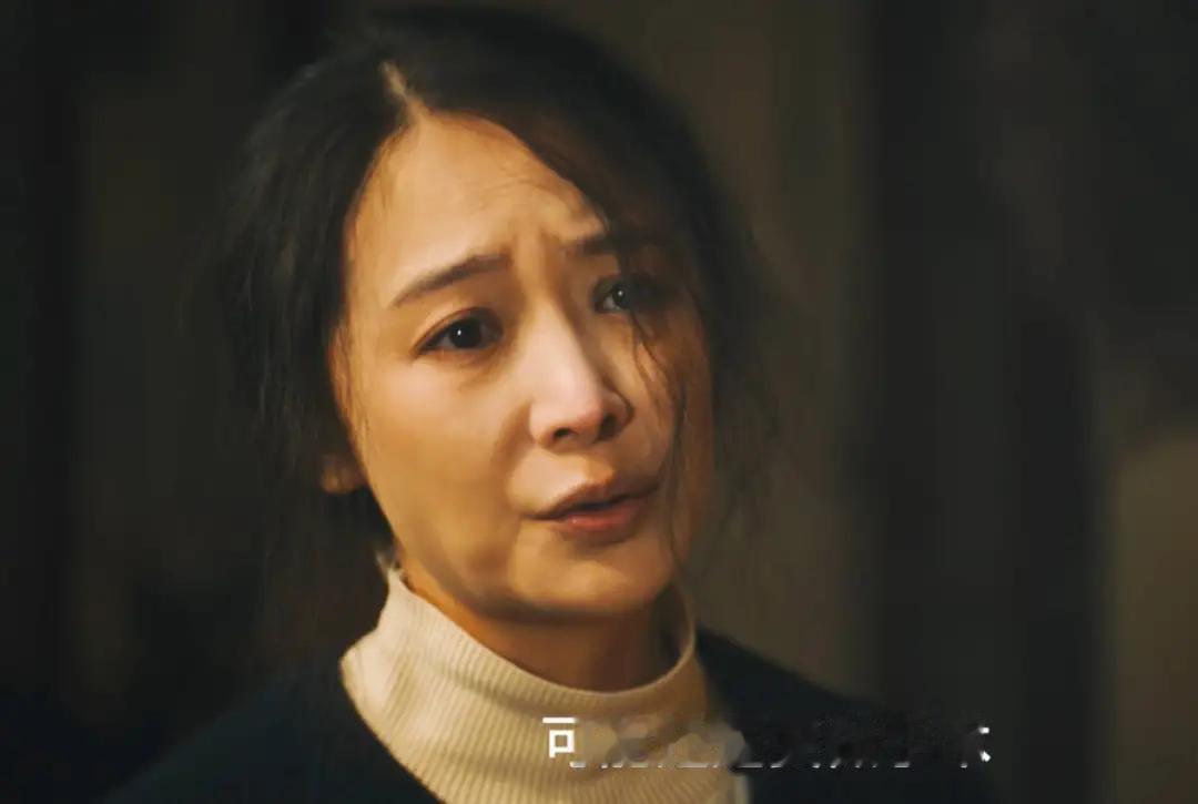 《交锋》：从《狂飙》程程到《交锋》马憩前妻，著名演员黄某的妻子曲栅栅的演技，真的