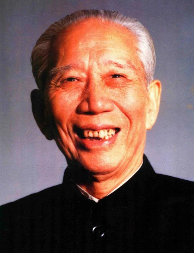 1954年，王震看到向多本的职务仍是班长时，忍不住大声说道：“向多本干革命二十