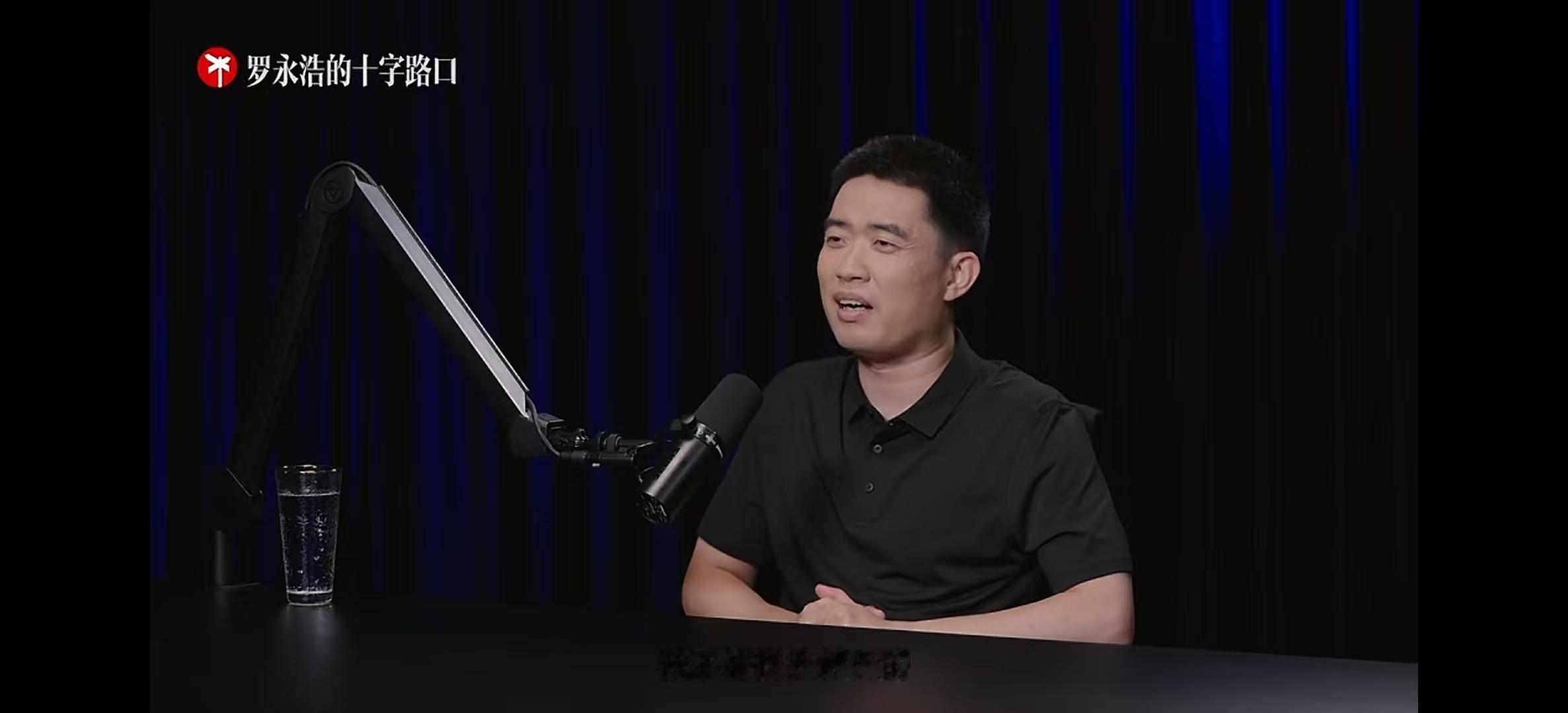 不瞒大家说两年前我其实接触过理想座舱部门的设计老大们这是我距离成为理想员工最近的