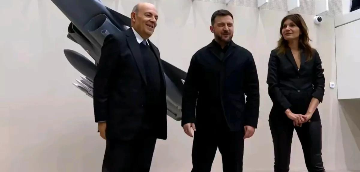 《费加罗报》报道，当地时间1日，正在法国访问的乌克兰总统泽连斯基宣布，他已于当天