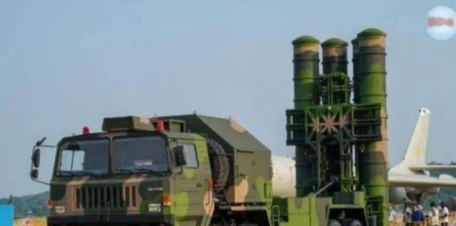 普京现在应该百感交集。因为十年前卖给东方大国的S400防空系统，如今在东方大国手