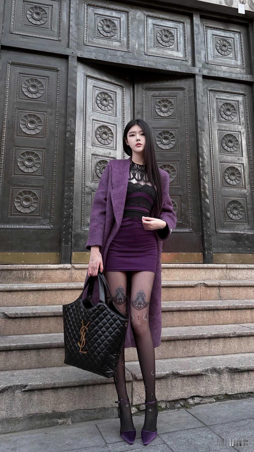 【人生断舍离：清空双手，方能接住星辰】无力改变的事，如同握不住的沙——攥得