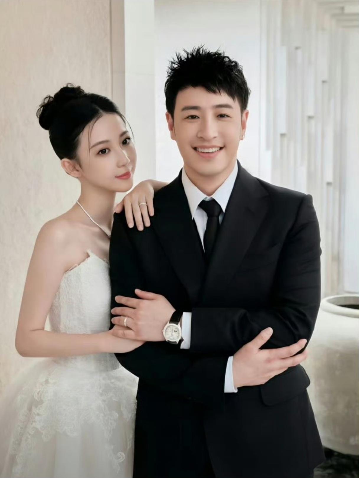 终于搞明白为什么宣云一个空乘，能贏过张韶涵、蔡依林，拿捏住身家栢亻乙的潘玮柏了