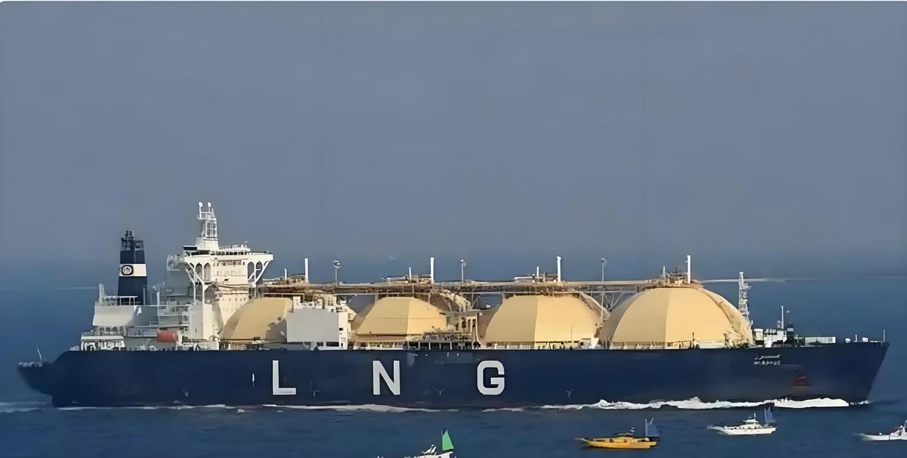 俄乌战争下，美国LNG液化天然气赚麻了！刚刚过去的10月份，美国液化天然气出口