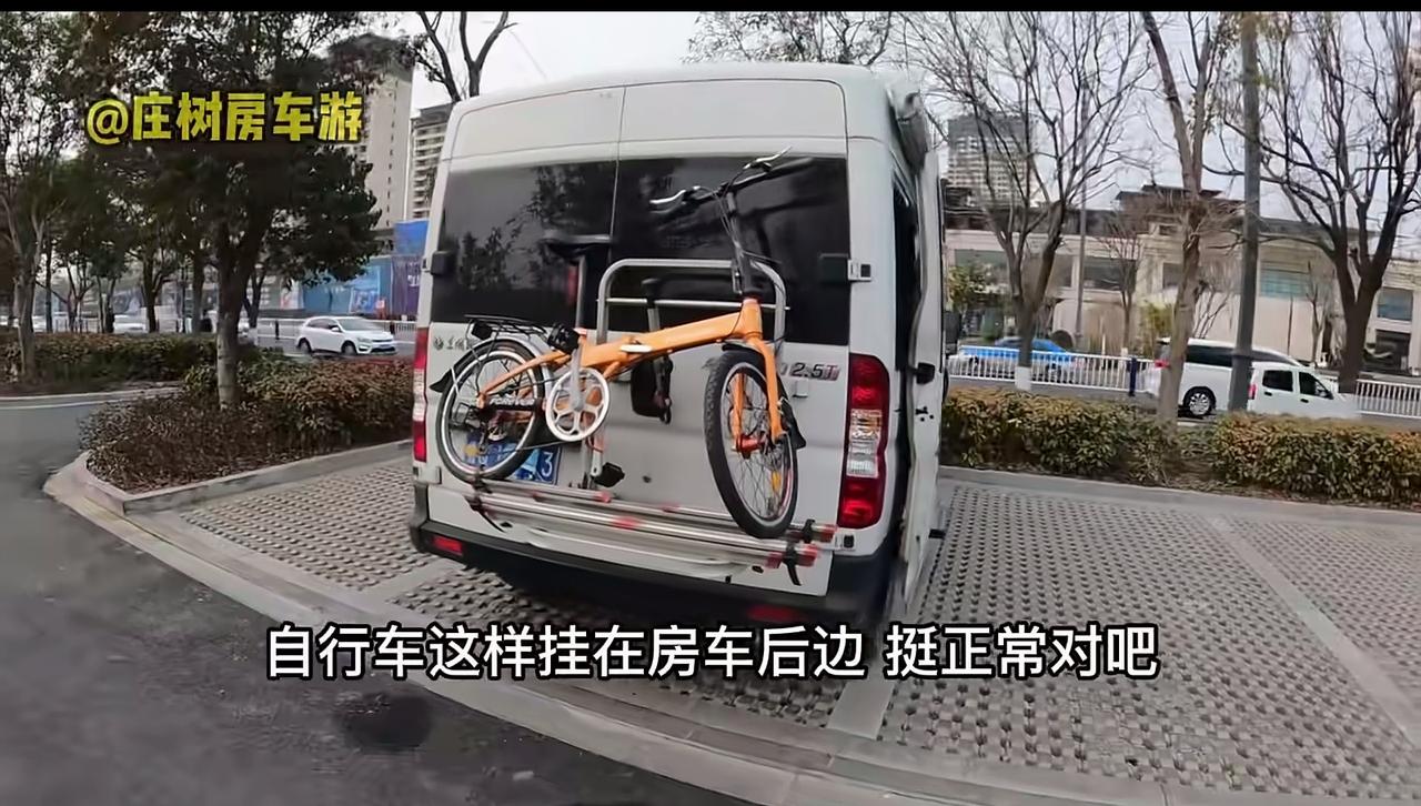 这就是典型的故意遮挡车牌呀。没有任何借口。