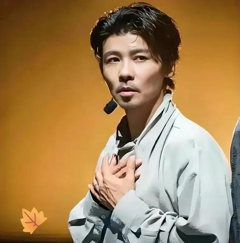 51岁的张晋，这次真给大家提了个醒。今年4月他带妻儿国外旅游时心脏病发作，感