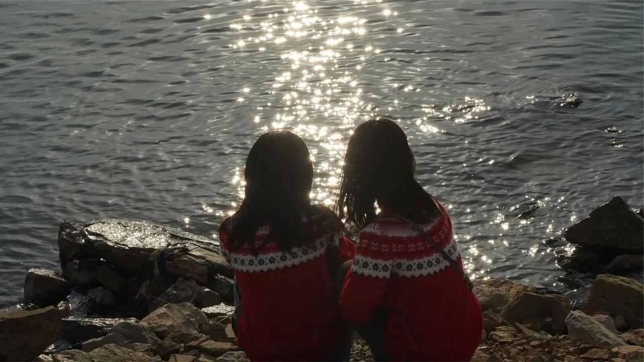 说人口负增长不可逆很扯。关于人口增长，我当然认为存在问题，正是有问题，大家才焦虑