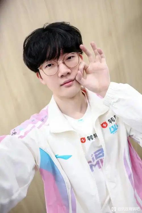 网友热议：如果你是ELK的话会意难平吗？Q:如果viper不来blg的ad一定