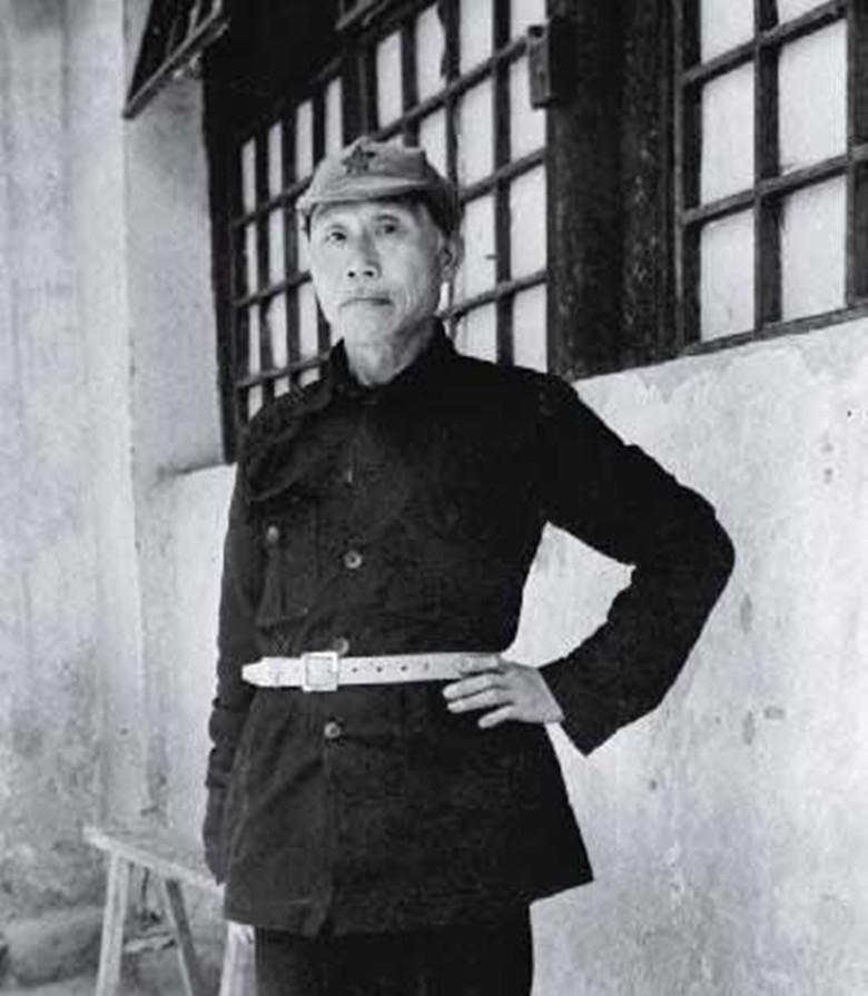 毛主席的老师徐特立，53岁辗转至苏区：朱德，我又来做你的老兵了“1930年12