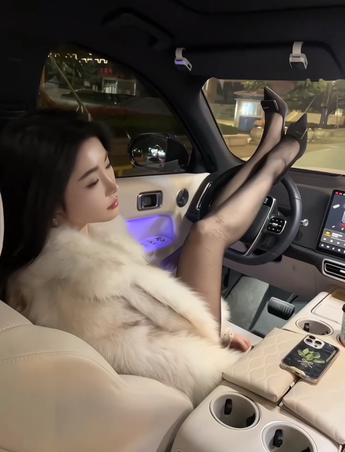 不可否认理想汽车卖的是不错