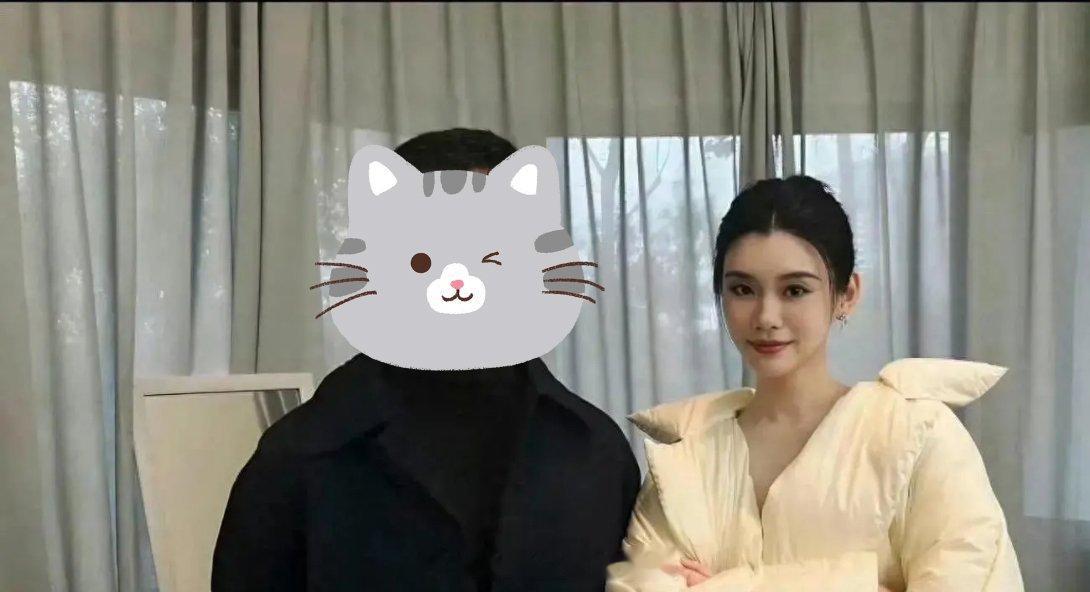 奚梦瑶这气质太绝了了！和素人合影显得气质更加优秀了​​​