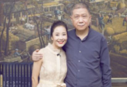 2014年，一次，主持人问马未都：“你身价至少100亿，你的母亲肯定为你感到骄傲