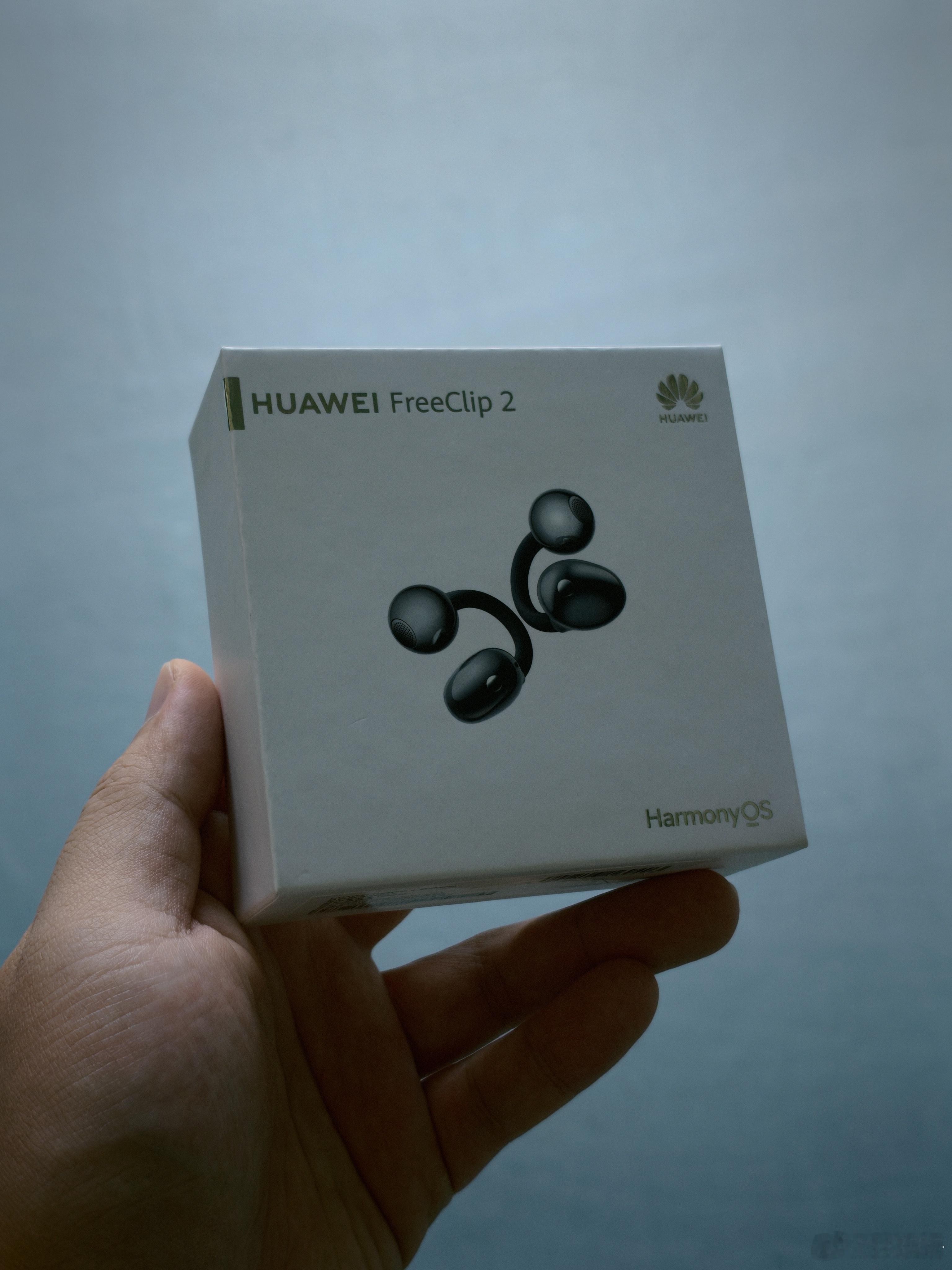 FreeClip一代错过了首发，后面的日子里每每想要下手的时候都感觉第二天新品会