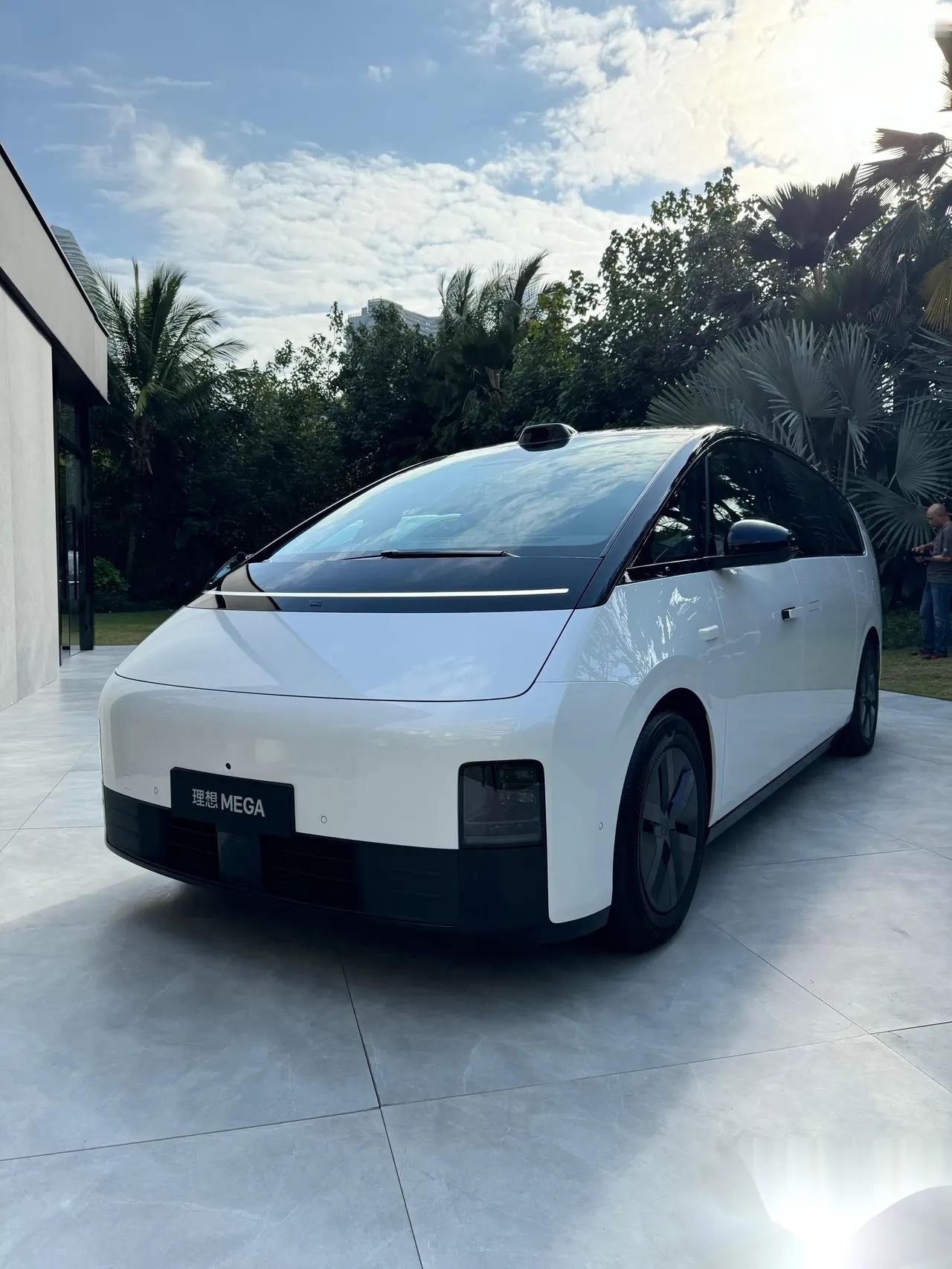 一夜之间，国内车市发生大变化：1，零跑汽车取代理想汽车成为新势力领头羊。2，增程