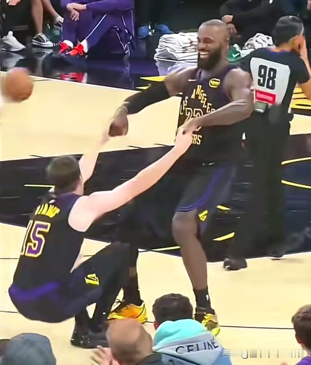 詹皇复出首秀带领湖人大胜爵士说实话，这一场老詹的表现不服不行给球队带来很大