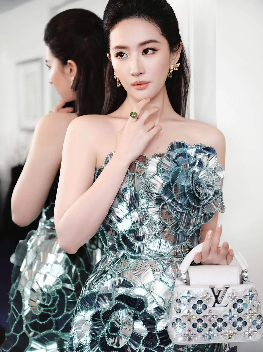 刘亦菲生图VS精修