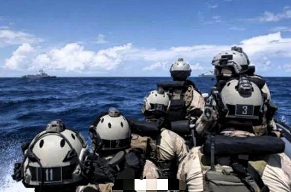 美国再次上演“银河号”闹剧！据《联合早报》12月12日消息，上月美军特种部队