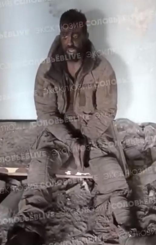 俄军应该是第一次俘虏了，乌克兰国防情报局帖木儿特种部队成员！进行了审讯，这名乌军