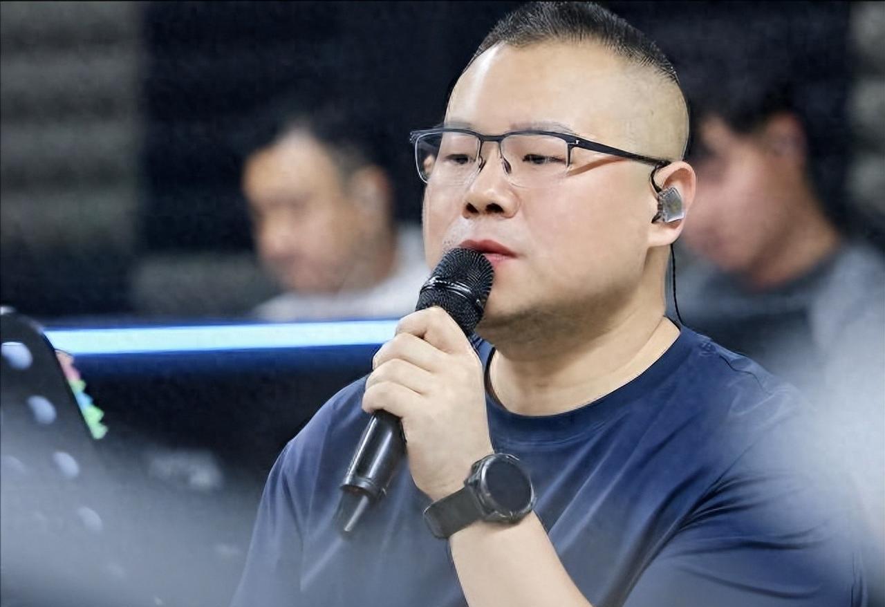 骂声一片的岳云鹏演唱会，刚开票就被抢光了，为何一票难求？主要就是觉得岳云鹏不是