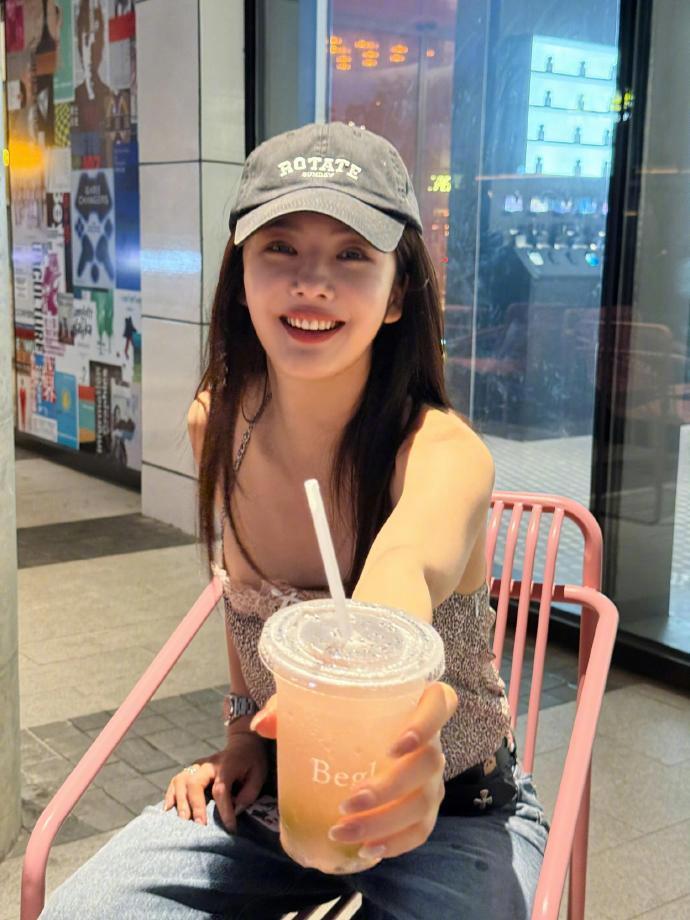 全内娱最会拍漂亮饭的蔡文静🍹