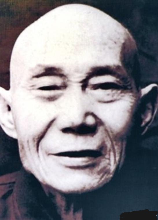 晴雨风说史晴雨风说史1940年5月，地下党吴凤翔叛变，当场杀了一名共产党