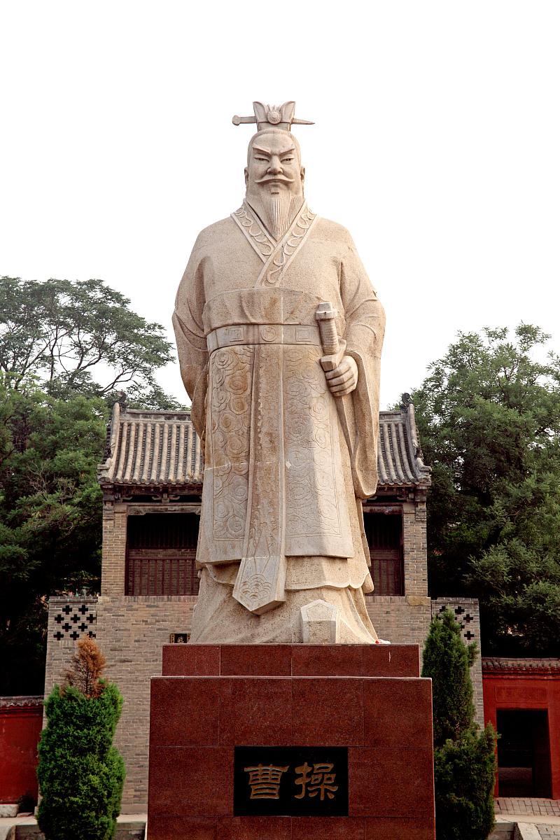 曹操到底怎么想的？魏种都叛逃了，这都不杀他？曹操这个人，杀人从不手软。借粮官