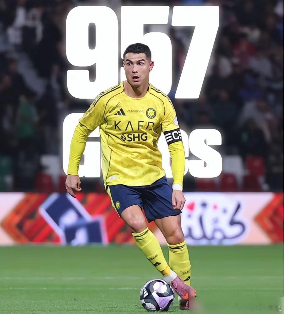 梅西冲50冠和C罗冲1000球，谁的难度被骂错了？今年梅西要争第50冠，C罗差