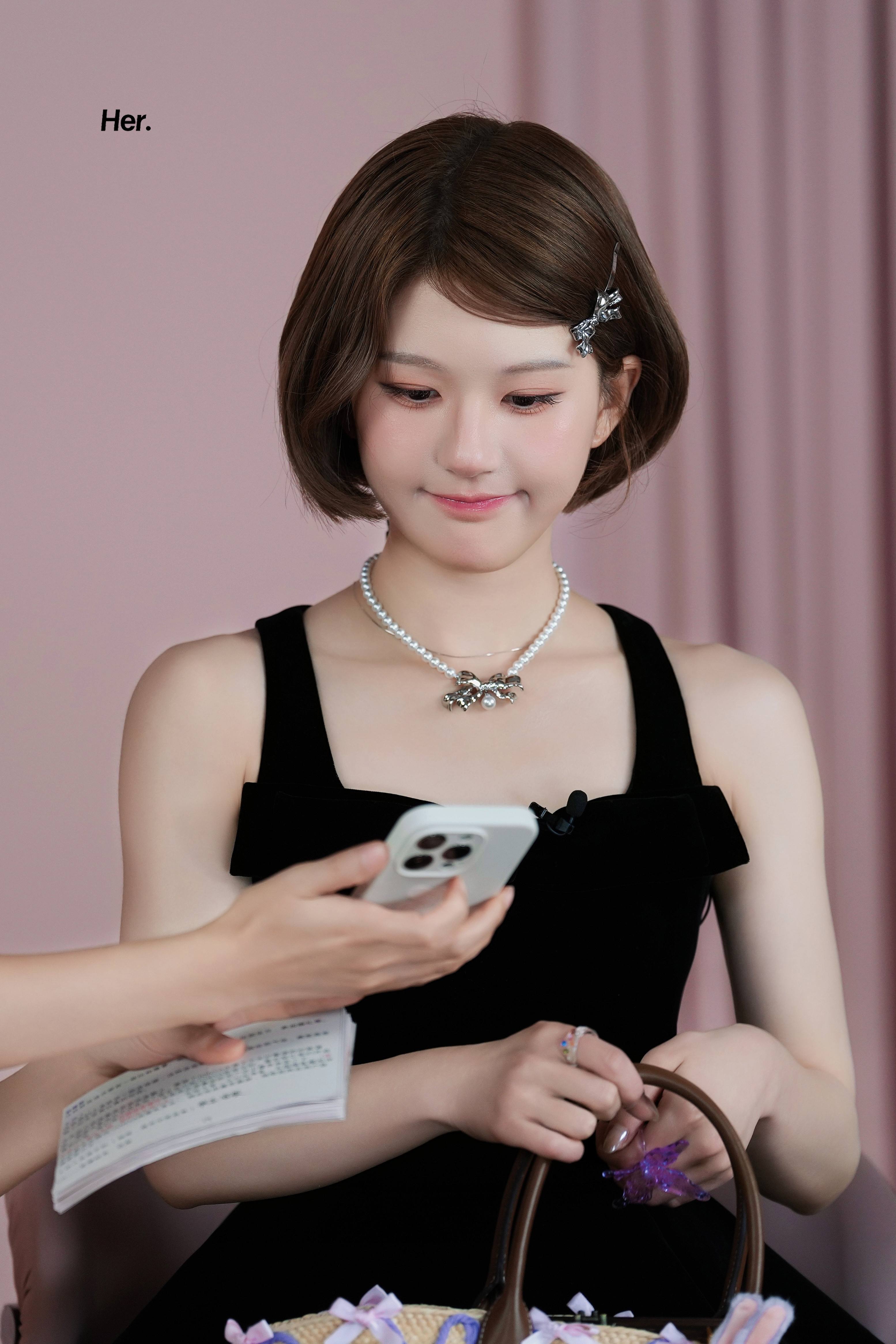 赵露思超话玉足脚脚，发射发射＞＞＞💕💕💕