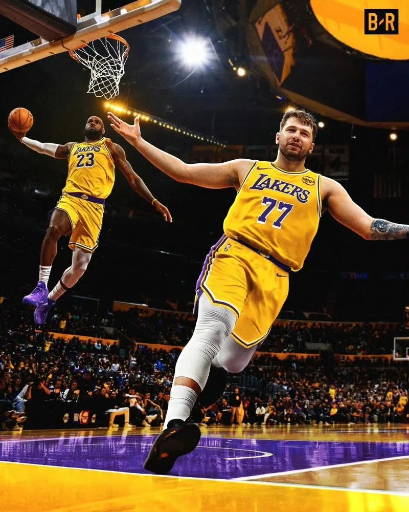 最令人没想到的是东契奇具有这样的特质，就是越到季后赛，他的三分会越准，特别是湖人