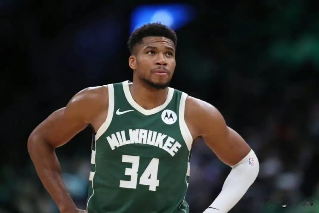 你认同吗？字母哥被问到NBA现役前五的球员时表示，他自己，卢卡，约基奇和亚历山大