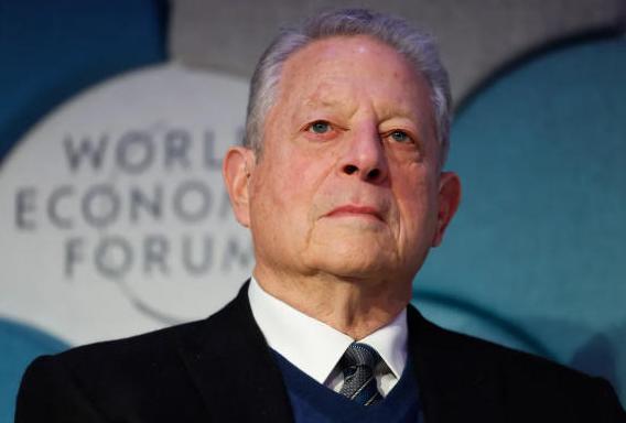 美国前副总统控诉特朗普给中国铺路阿尔・戈尔最近的炮轰不是空穴来风。特朗普重返