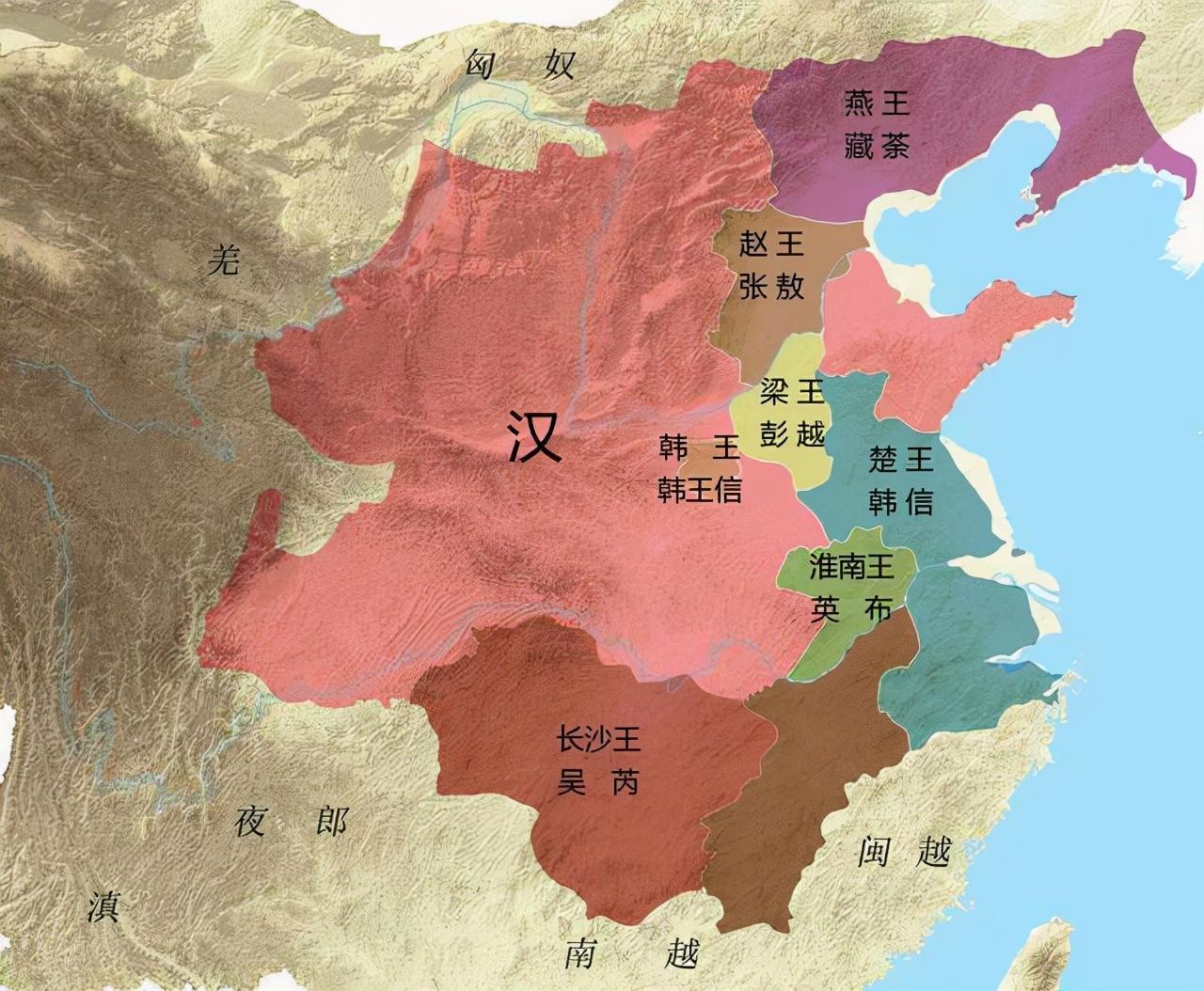 韩信、彭越、英布，汉初除了刘邦项羽之后军事能力最强的诸侯王，帮着刘邦搞掉了项羽，