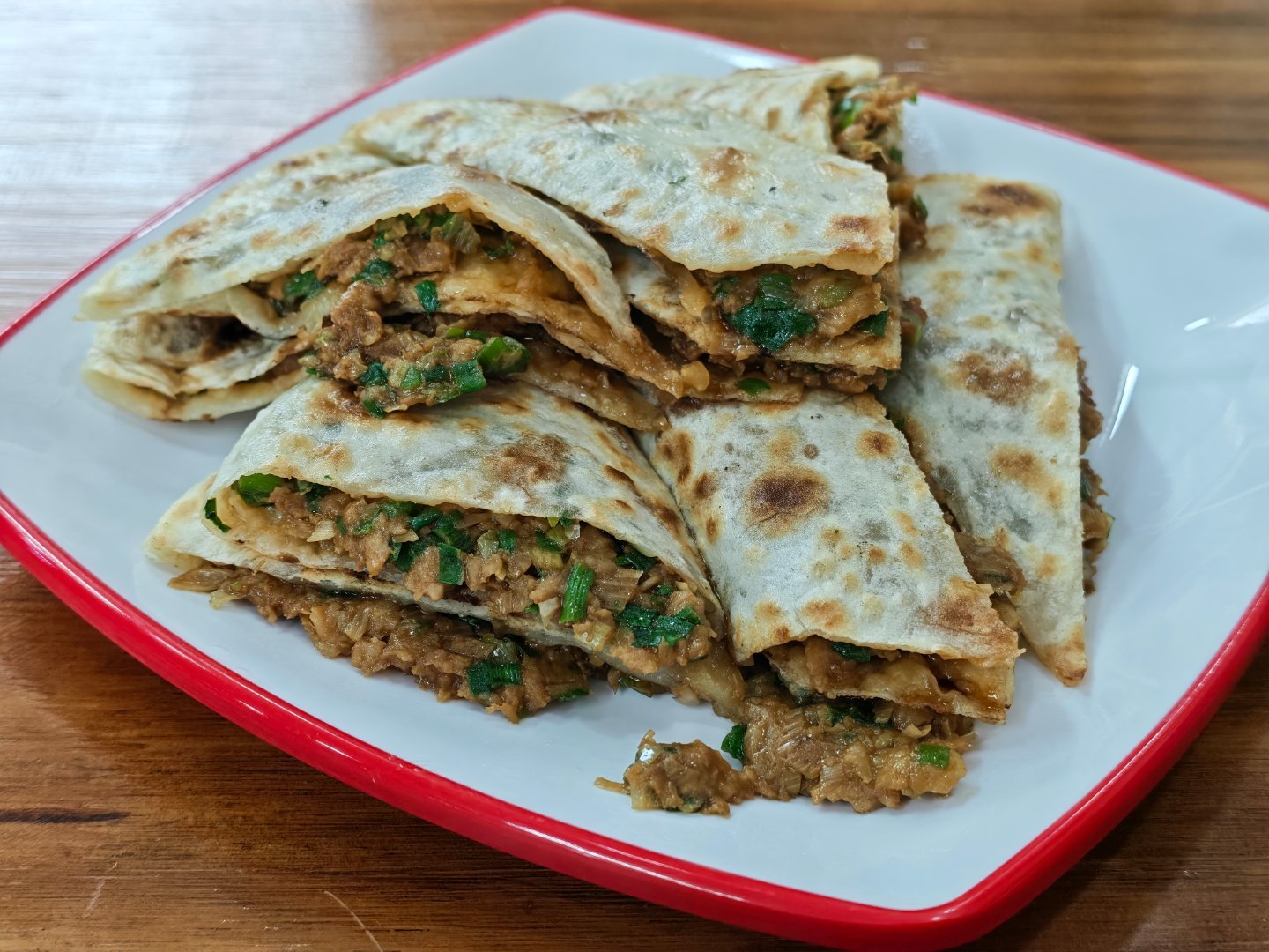 早啊xdm现做的香河肉饼等了好长时间才端上来绝非预制[doge]阿远出差日记