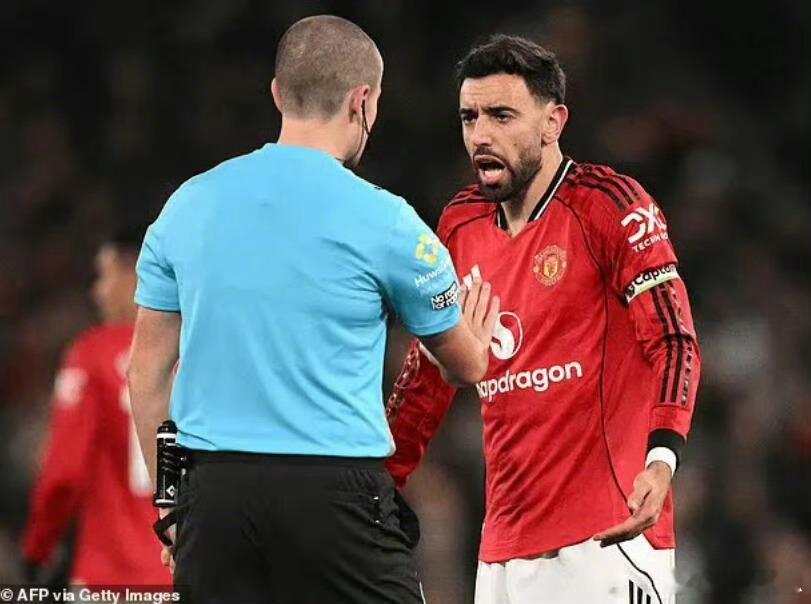 【邮报独家：PGMOL承认三次犯规全是误判，曼联忍无可忍出面谈】每日邮报著名记者