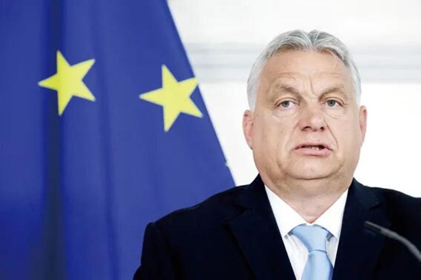 既然欧尔班认为真正的威胁是欧盟，不是俄罗斯，那为什么他不直接加入俄罗斯呢！ 