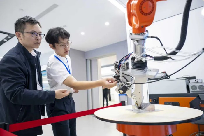 解读中央经济工作会议: 内需导向将带动外需升级