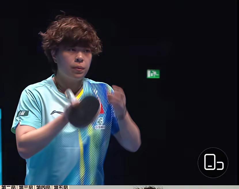 王艺迪3:1战胜好友杜凯琴，率先晋级！刚刚，王艺迪在8:11先输一局的情况下，
