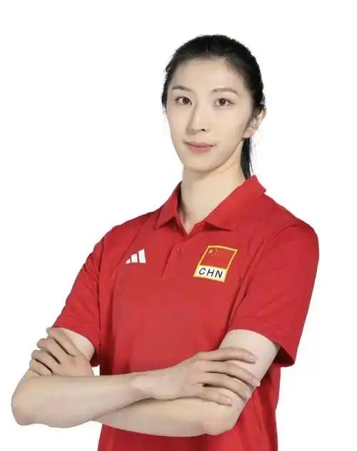 遗憾了！赵勇回应女排队员伤病情况表示吴梦洁即将手术缺席世联赛，周页彤已归队5