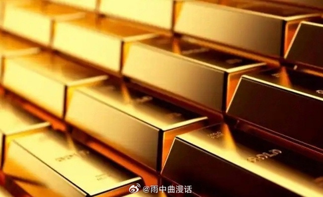 金价为什么上蹿下跳金价上蹿下跳其实跟菜市场讨价还价似的，两边都在掰手腕。一边是打