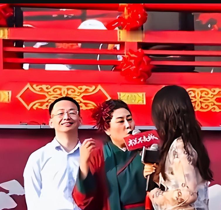 “人间清醒！”21岁女生参加王婆说媒武汉专场，同时看中两位男生，还要求都留下来继