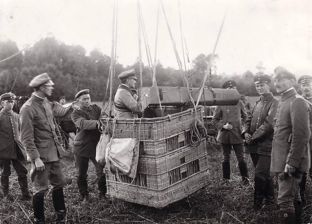一战期间，德国的热气球主要用于军事侦察！分享一张老照片！