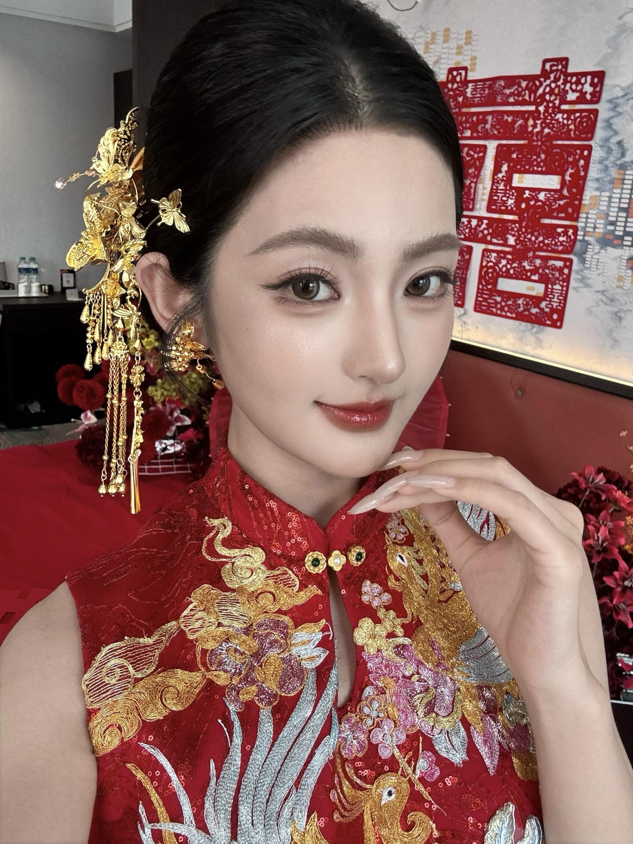 还是妈妈选的好看。