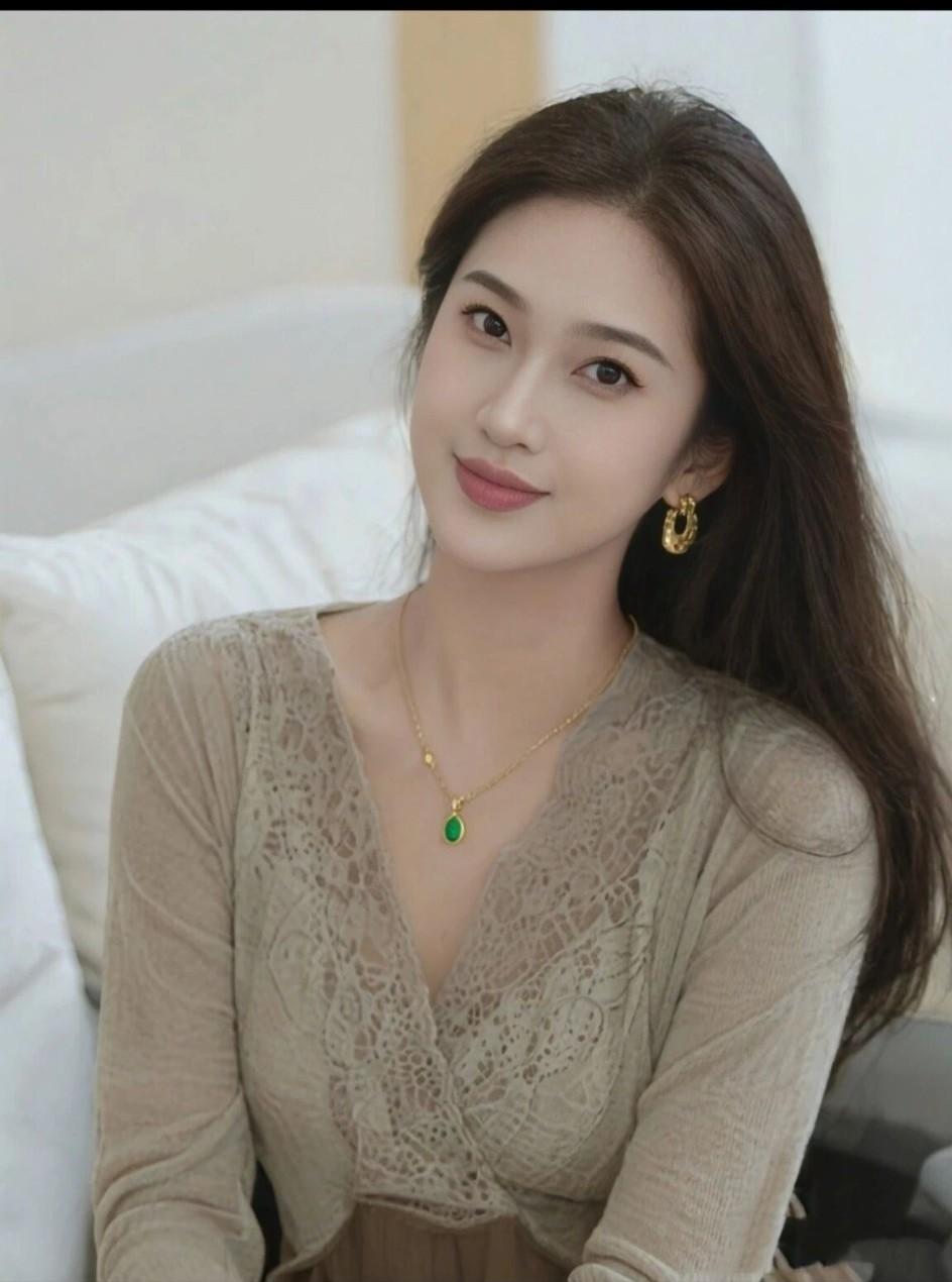 温柔玉颜俏如花，魅力笑靥沐春风。晒图笔记大赛温婉娴雅