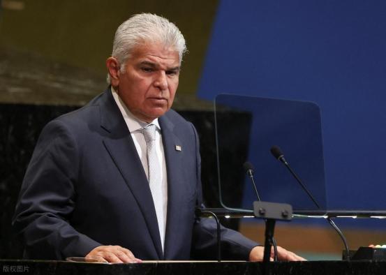 穆利诺是真飘了！刚强吞了中国企业18亿美元的港口，转头就对着镜头放话：“中国不敢