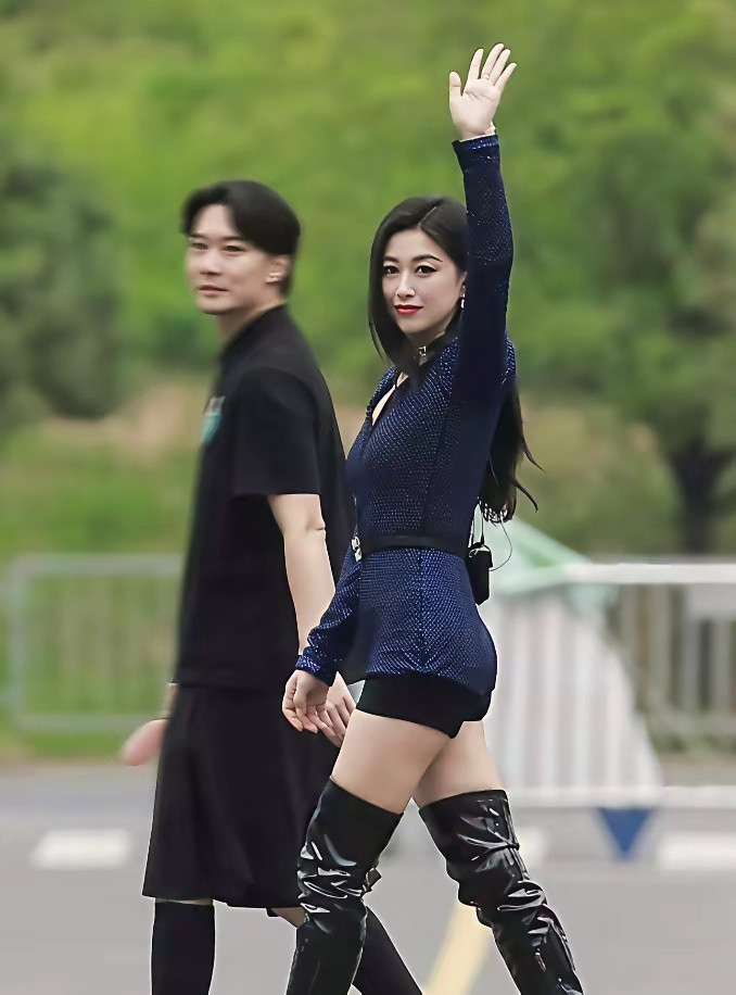 朱珠这身材突然感觉她老公实属高攀了啥来头啊她老公