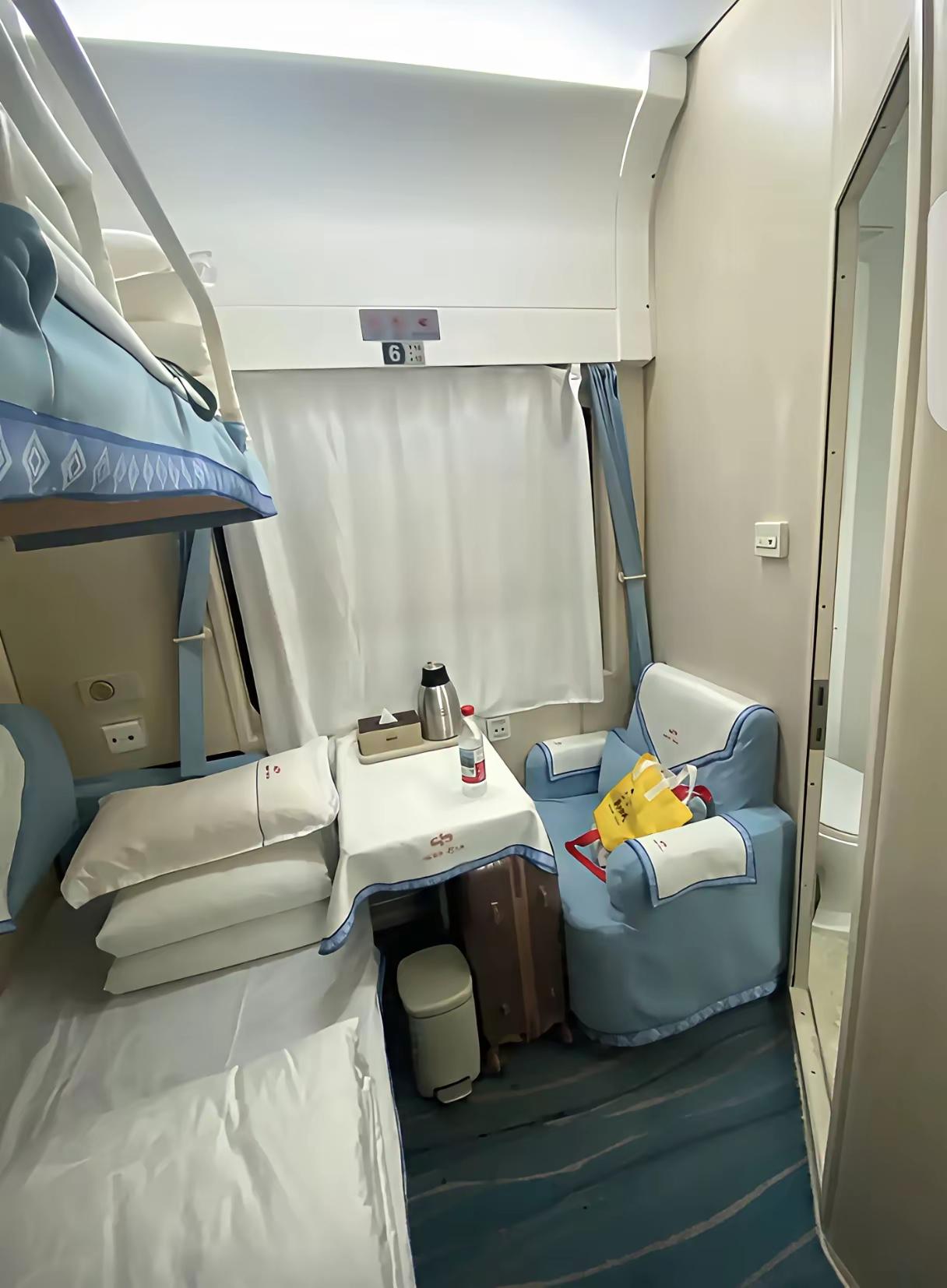 有这样的卧铺吗？Al让我啥都不信了，大家有做过的吗？